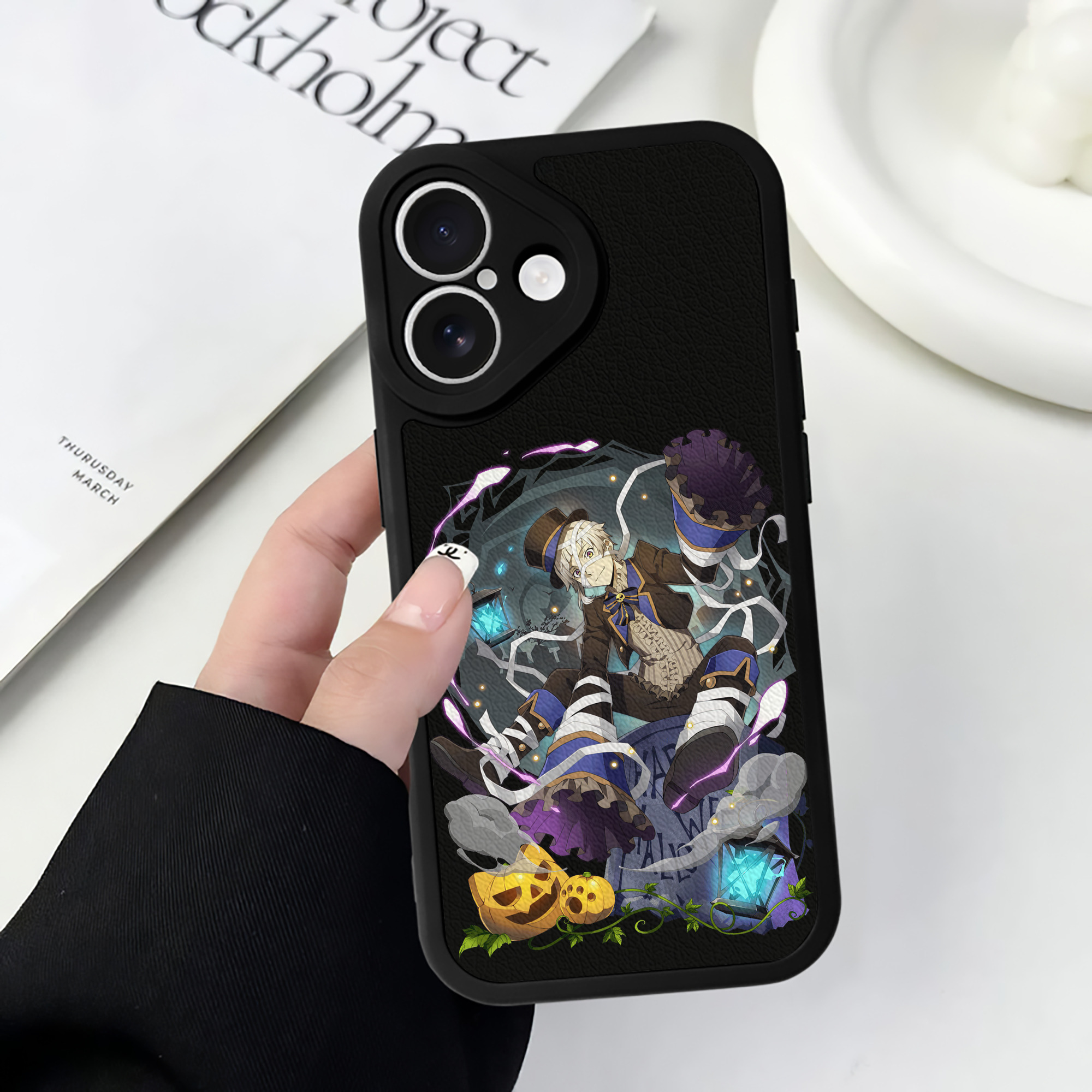 （画像用） 文豪ストレイドッグス Bungo Stray Dogs 【iPhone 16シリーズ対応】シリコンスマホケース（レザー調） 材質：シリコン